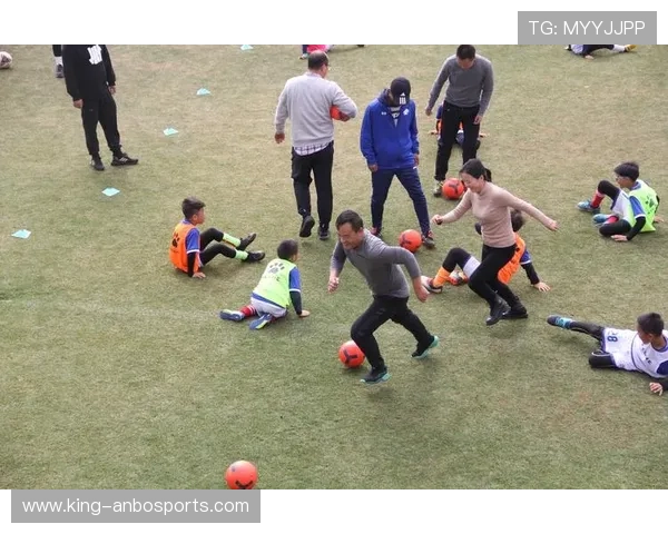 绿茵争锋激战再起,本周末足球豪门对决全解析 绿茵争锋激战再起,本周末足球豪门对决全解析